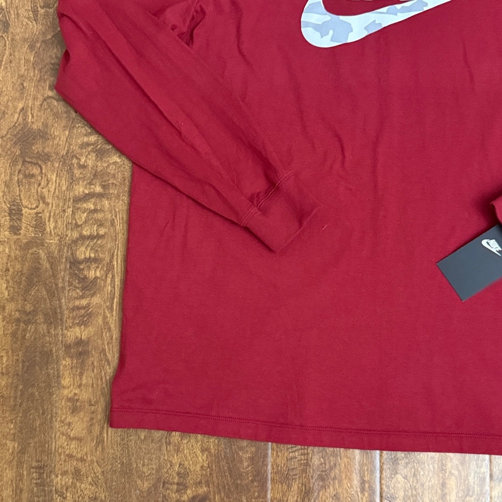 Nike Team Crimson Long Sleeve Tee Size XXL - Picture 7 of 17